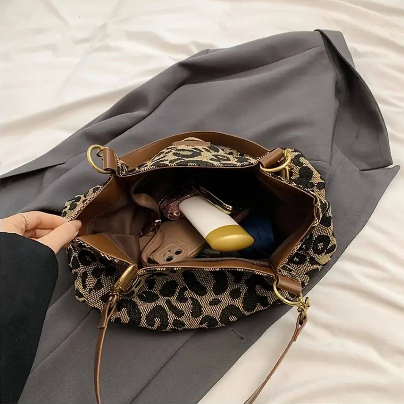 Karine™ - Elegant Leopard Skulderveske