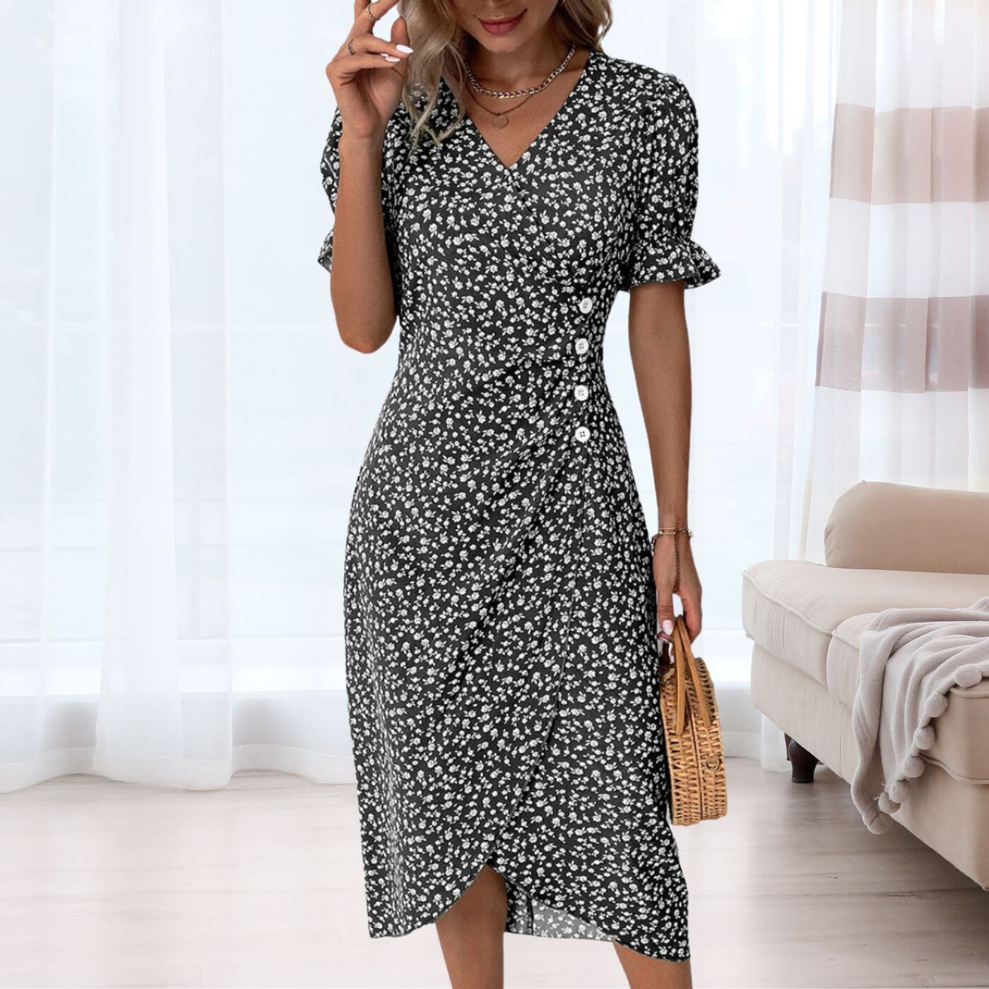 Madeleine™ - Sommerkjole med V-utringning og Blomsterprint