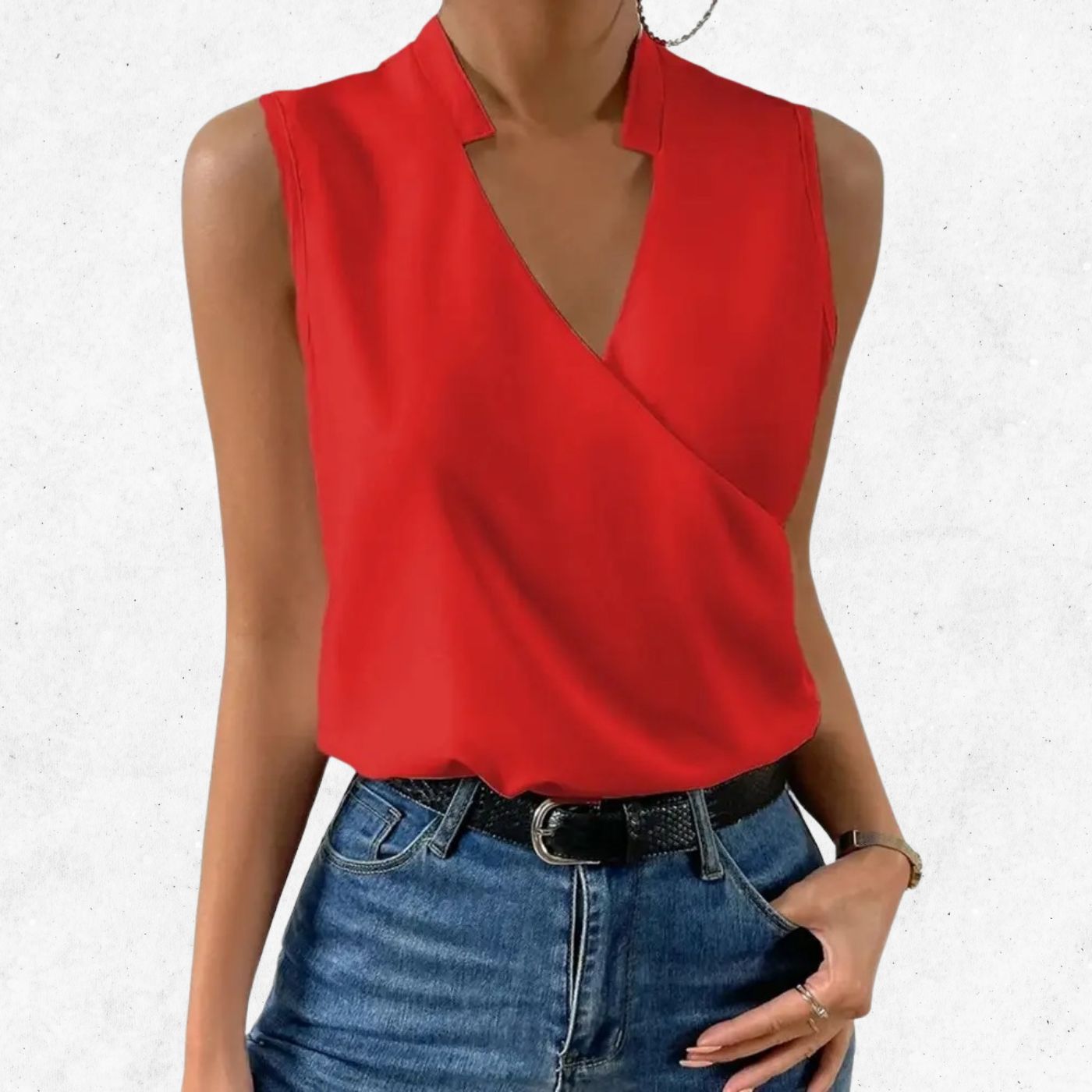 Olivia™ – Klassisk Ermeløs Bluse med V-hals (1+1 GRATIS)