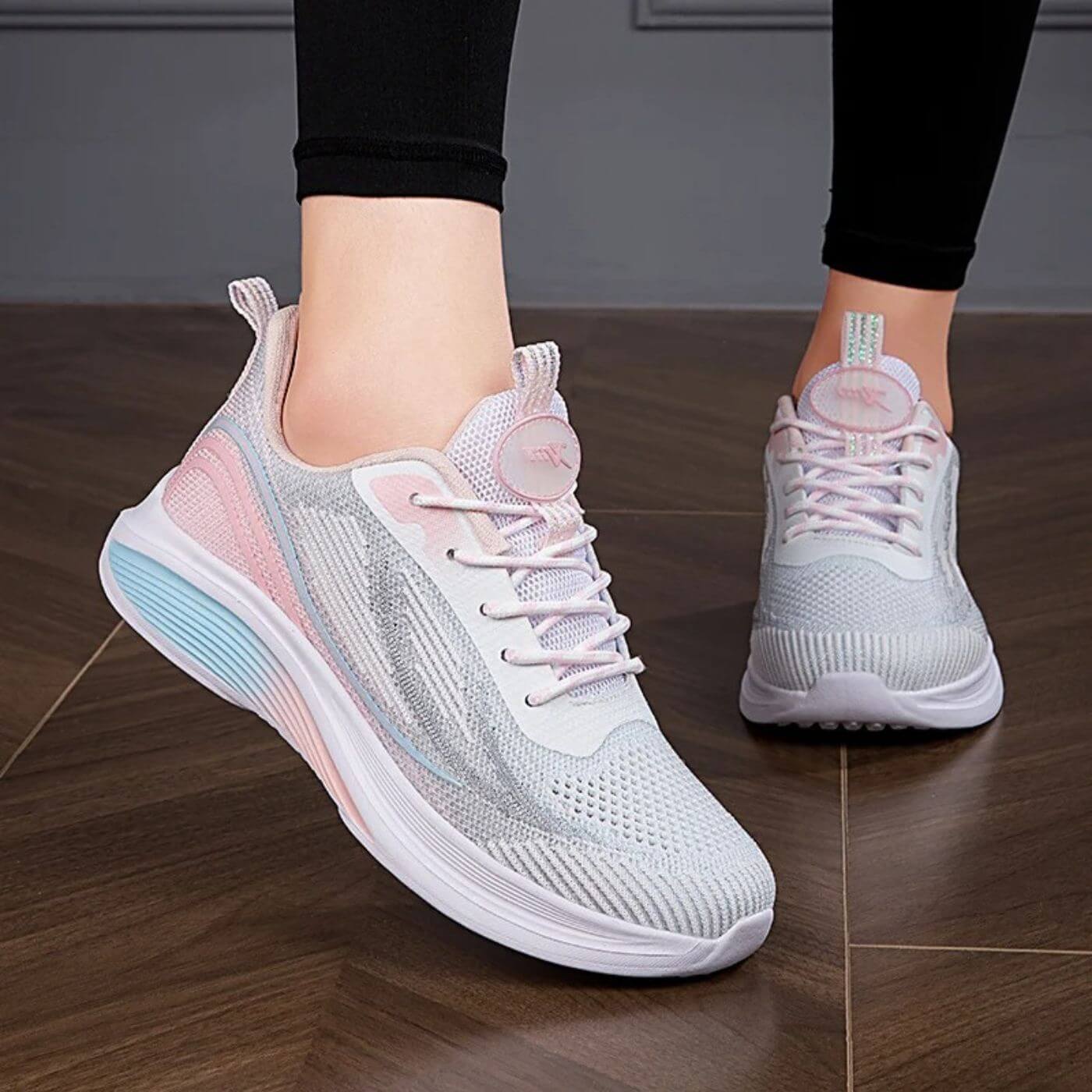 ComfyWalk™ – Ortopediske Løpesko for Smertelindring