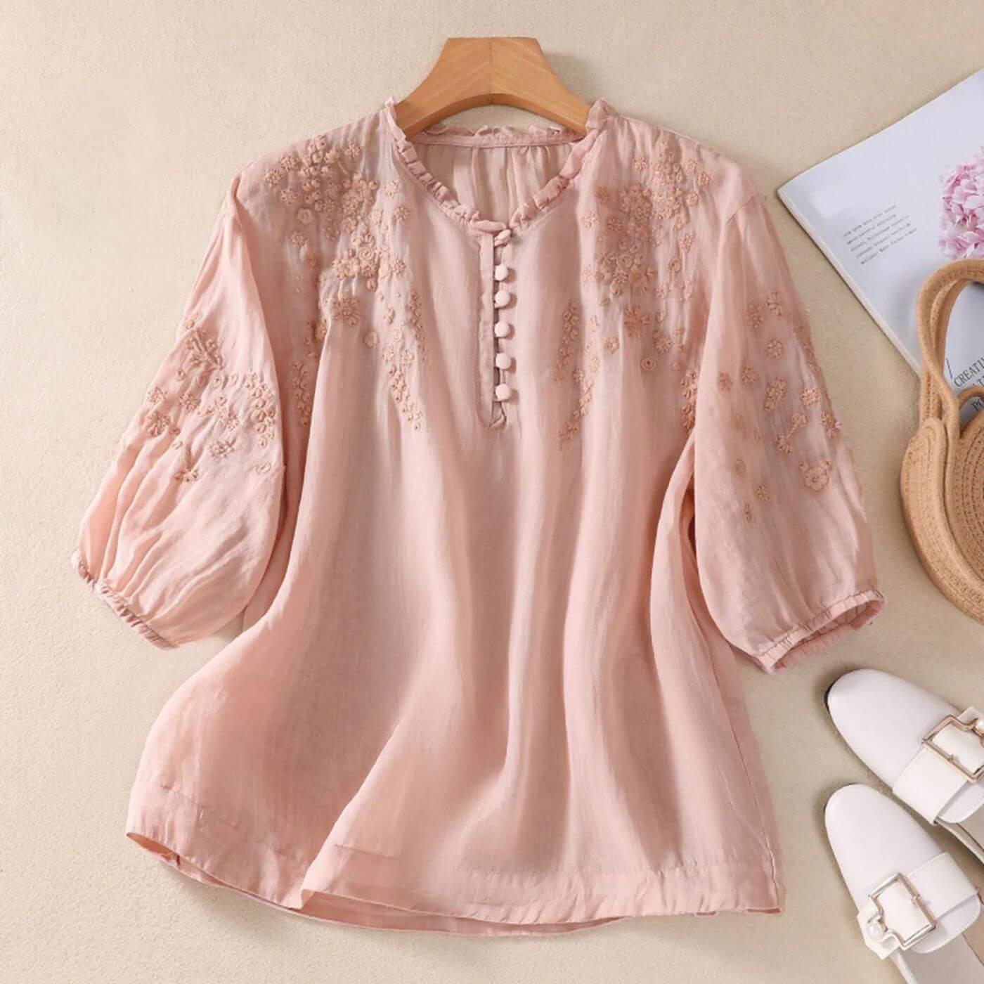 Helmi™ – Elegant Brodert Sommerbluse