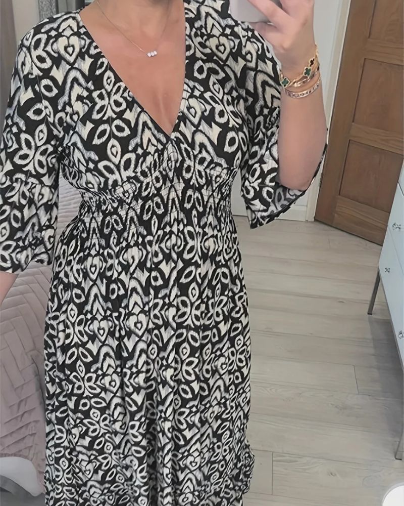 Lotte™ – Avslappet Bohemsk Sommerkjole med V-hals