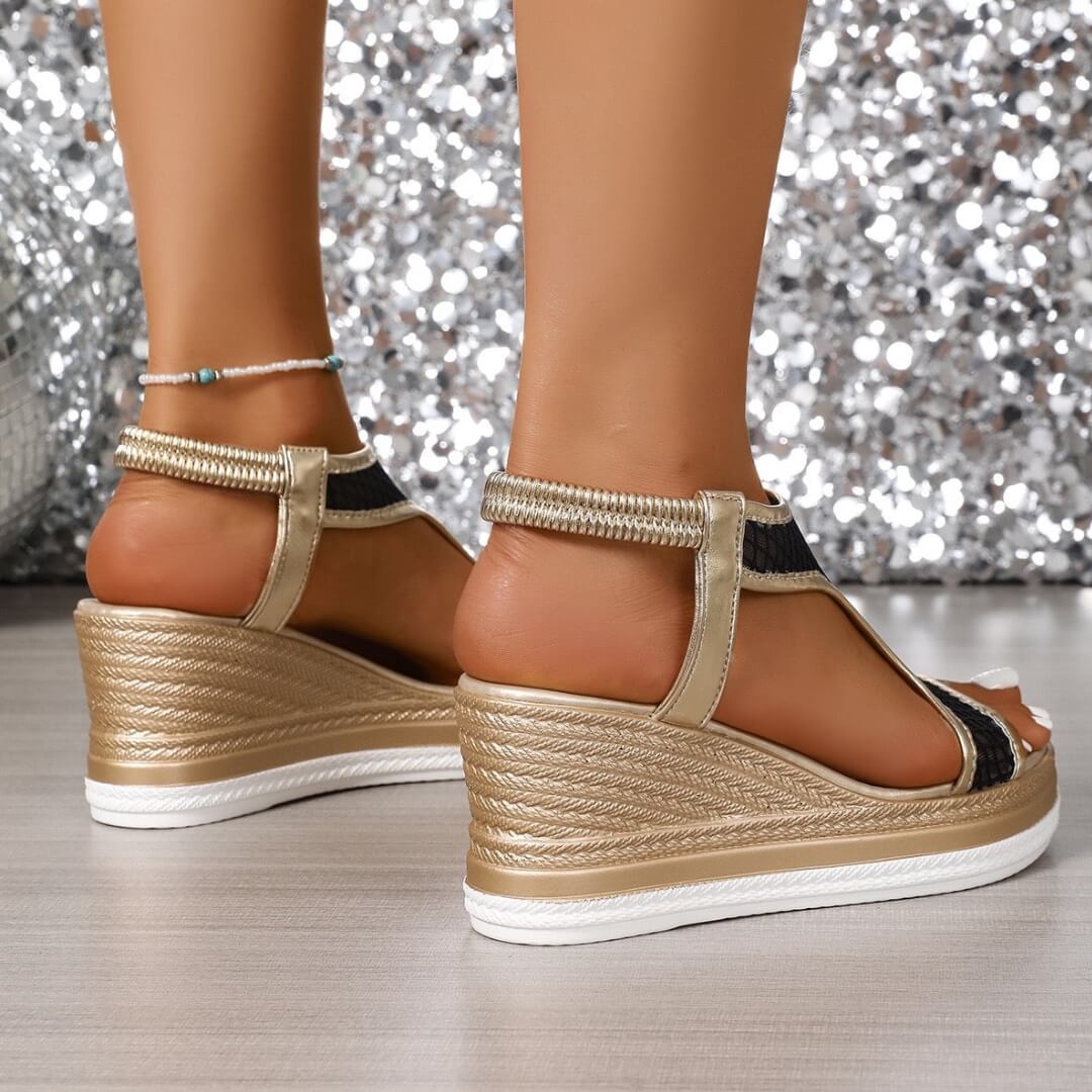 Maisie™ – Elegante ortopediske slip-on sandaler med kilehæl for kvinner