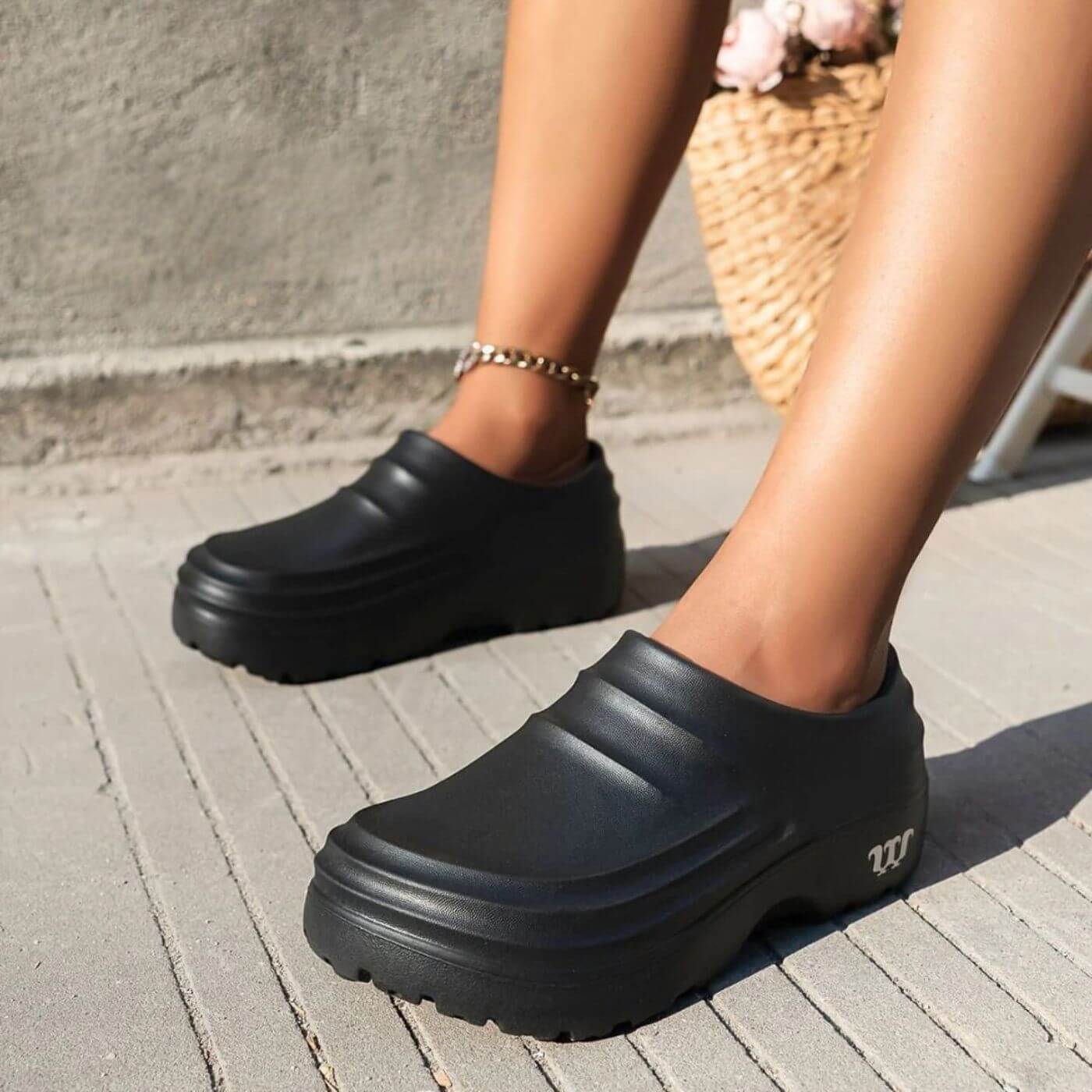 OrthoStep™ – Komfortable og Fleksible Sklisikre Tøfler