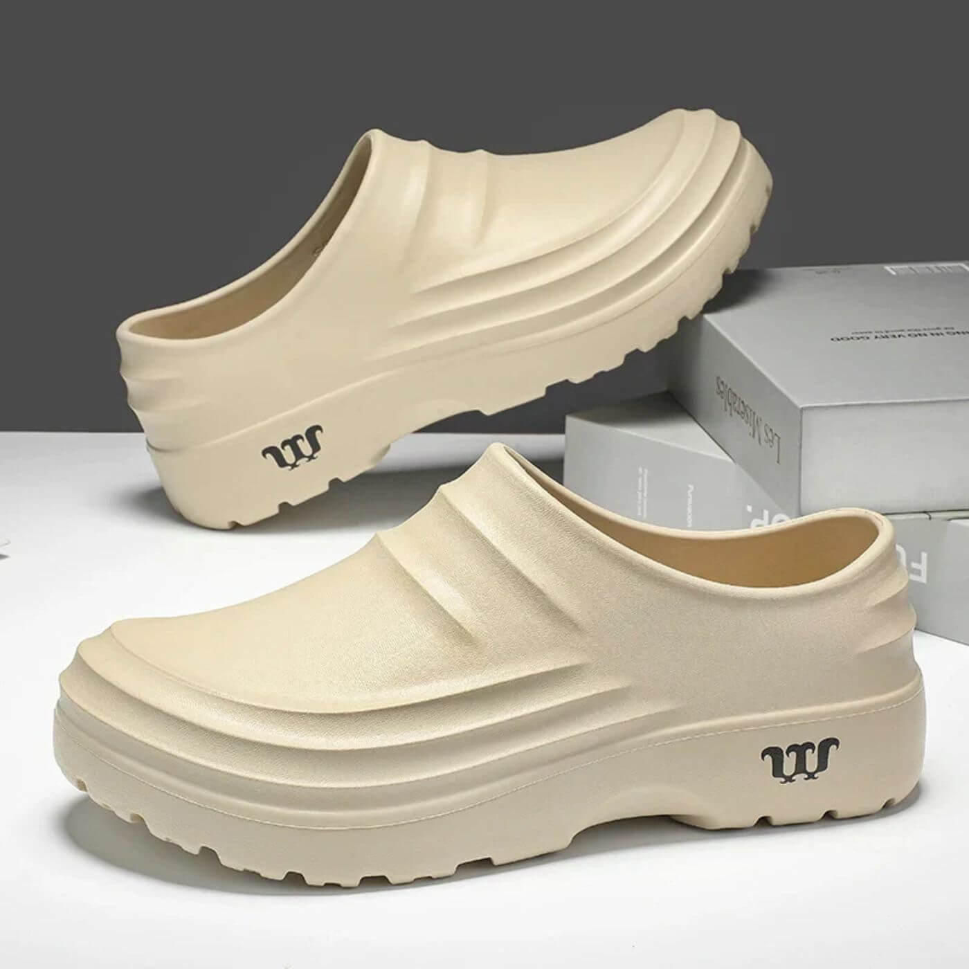 OrthoStep™ – Komfortable og Fleksible Sklisikre Tøfler