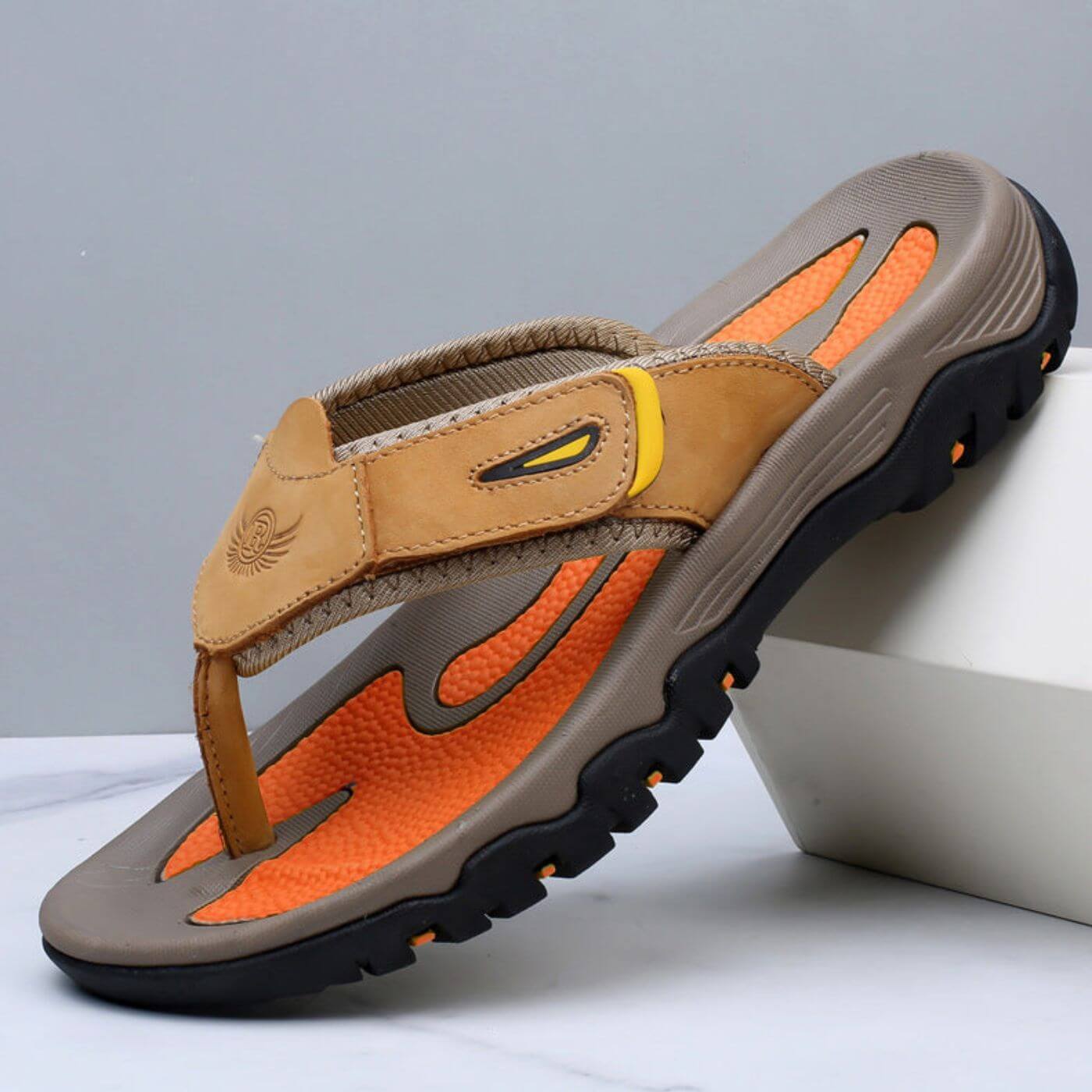 Oscar™ - Utendørs T-rem Sklisikre Sandaler